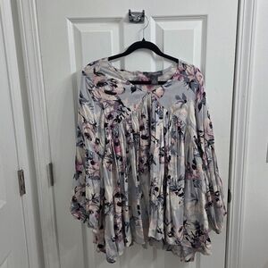 Chelsea & Theodore Floral Blouse - Pink and Gray